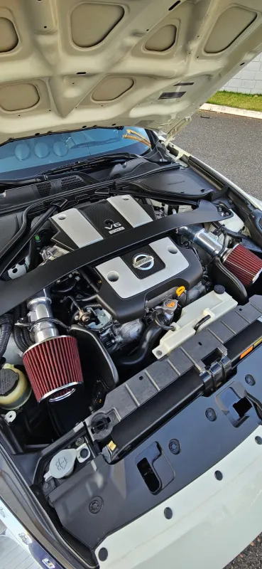 avv-nissan-370z-venda-9aec0ce-imagem-036