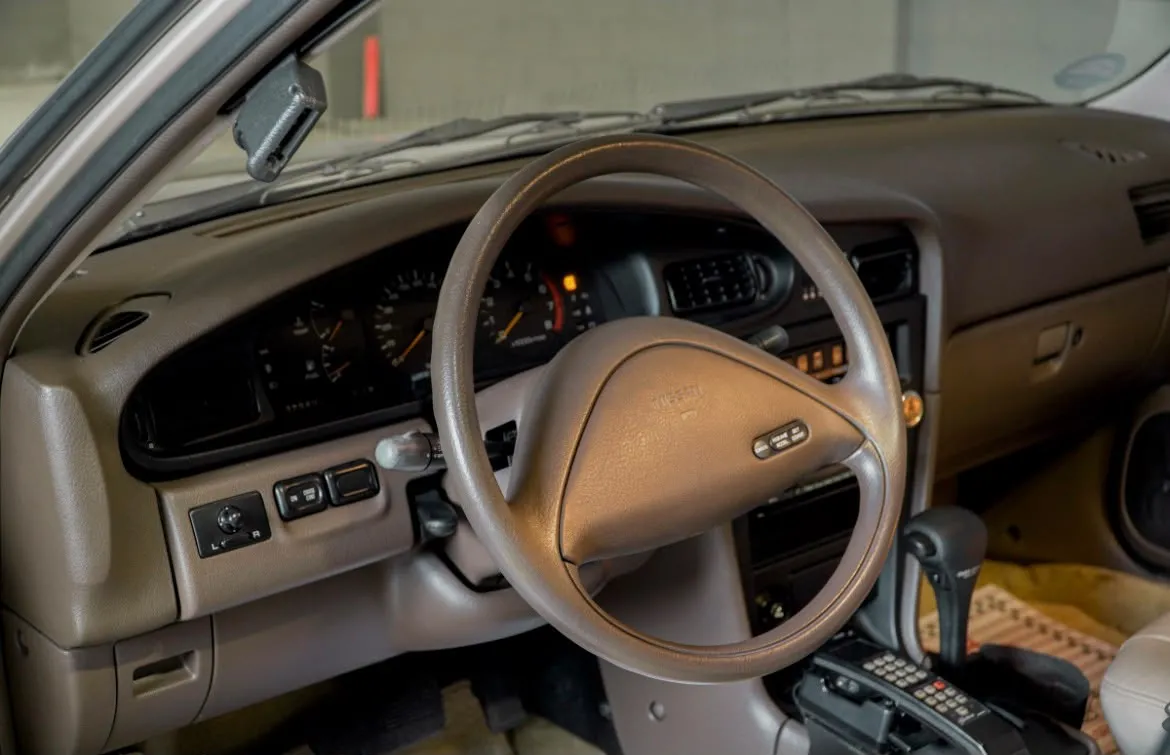 avv-nissan-maxima-venda-8406f39-imagem-005