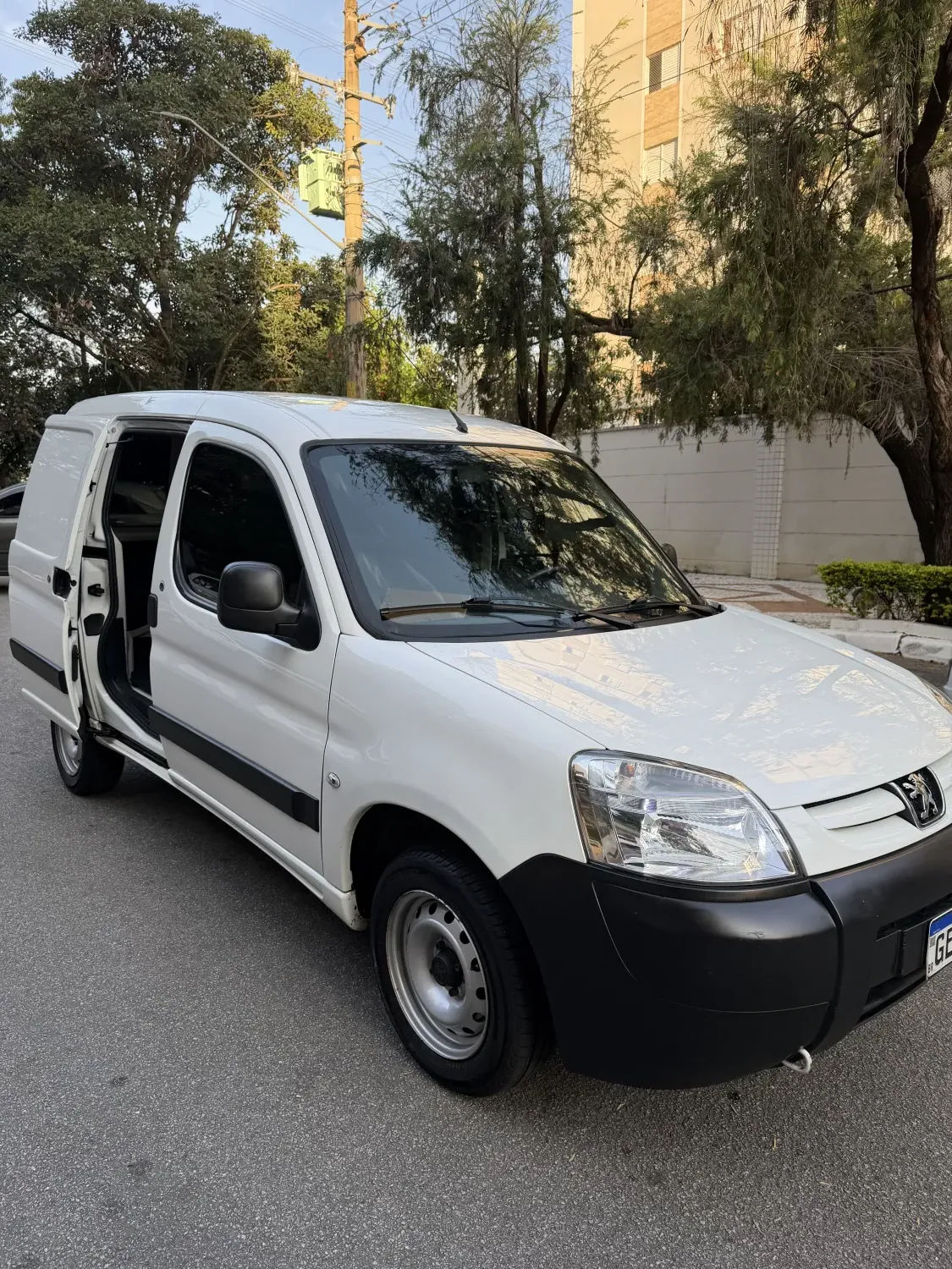 avv-peugeot-partner-venda-511ac5d-imagem-001
