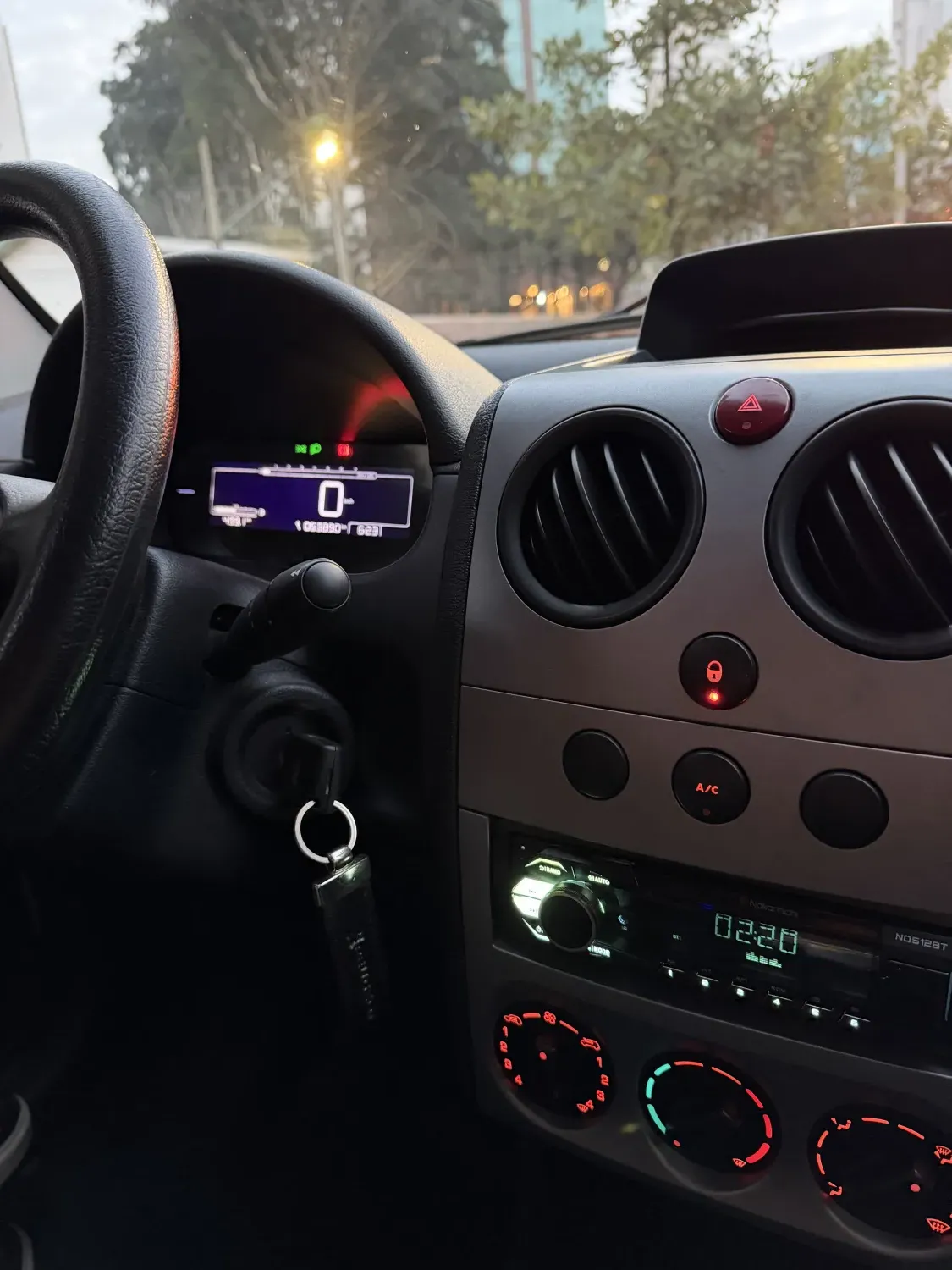 avv-peugeot-partner-venda-511ac5d-imagem-008