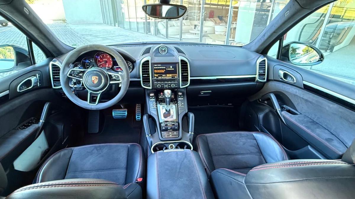 Cayenne - Foto #4 do anúncio à venda de Carro clássico