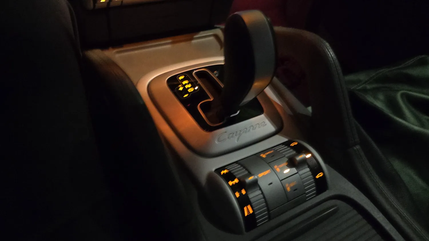 avv-porsche-cayenne-venda-8eff6a3-imagem-014