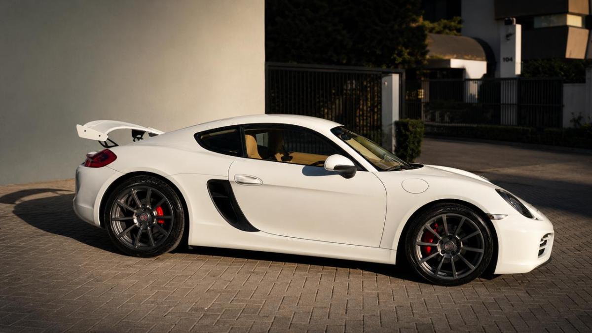 Cayman - Foto #2 do anúncio à venda de Carro clássico