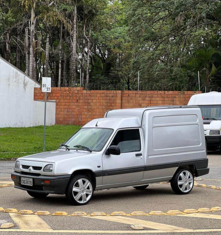 Express - Foto #6 do anúncio à venda de Carro clássico
