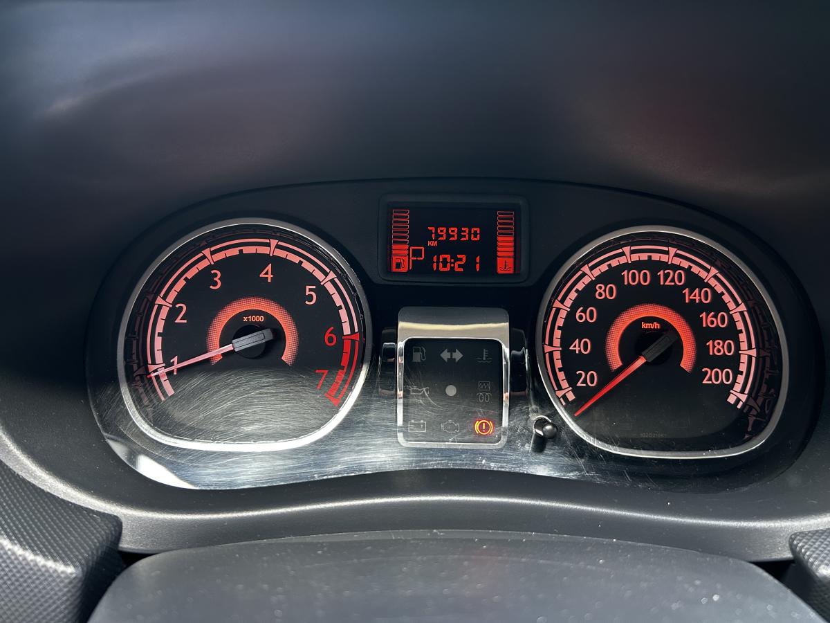 Sandero - Foto #10 do anúncio à venda de Carro clássico