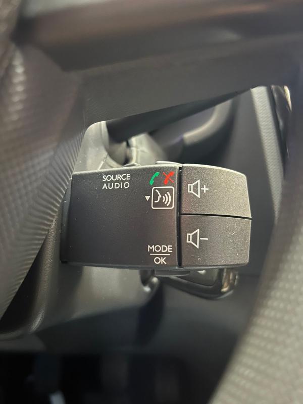 Sandero - Foto #10 do anúncio à venda de Carro clássico