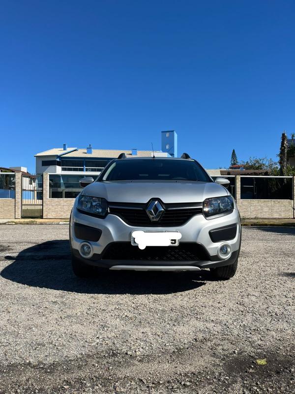 Sandero - Foto #20 do anúncio à venda de Carro clássico