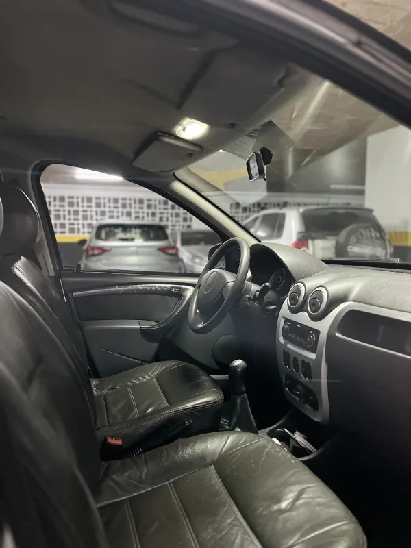 avv-renault-sandero-venda-0a5dbee-imagem-011