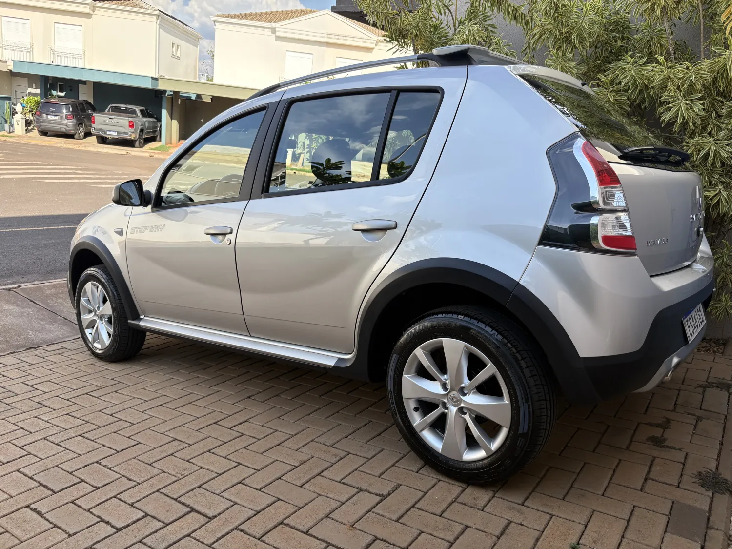 avv-renault-sandero-venda-f3e3546-imagem-001