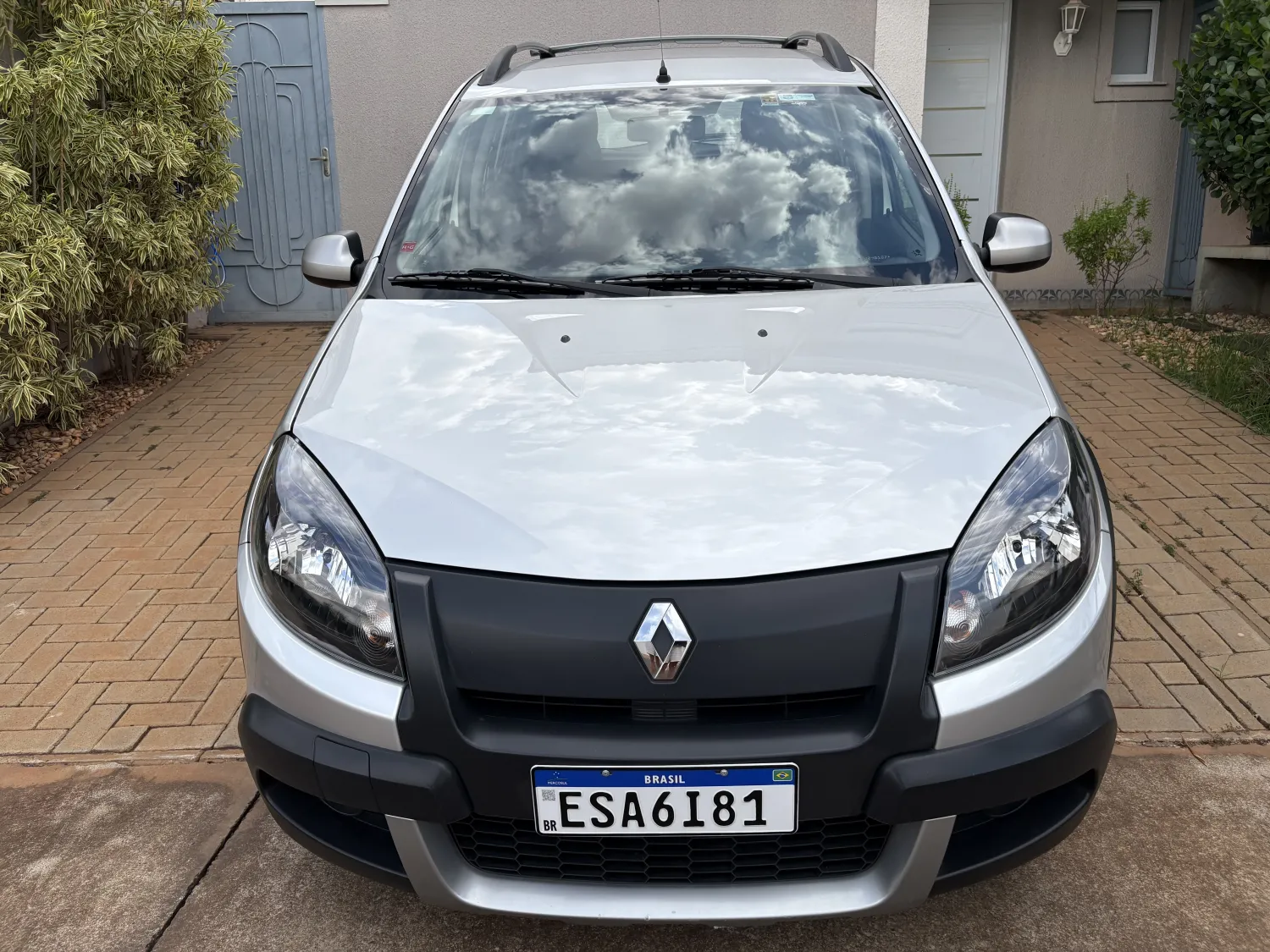 avv-renault-sandero-venda-f3e3546-imagem-005