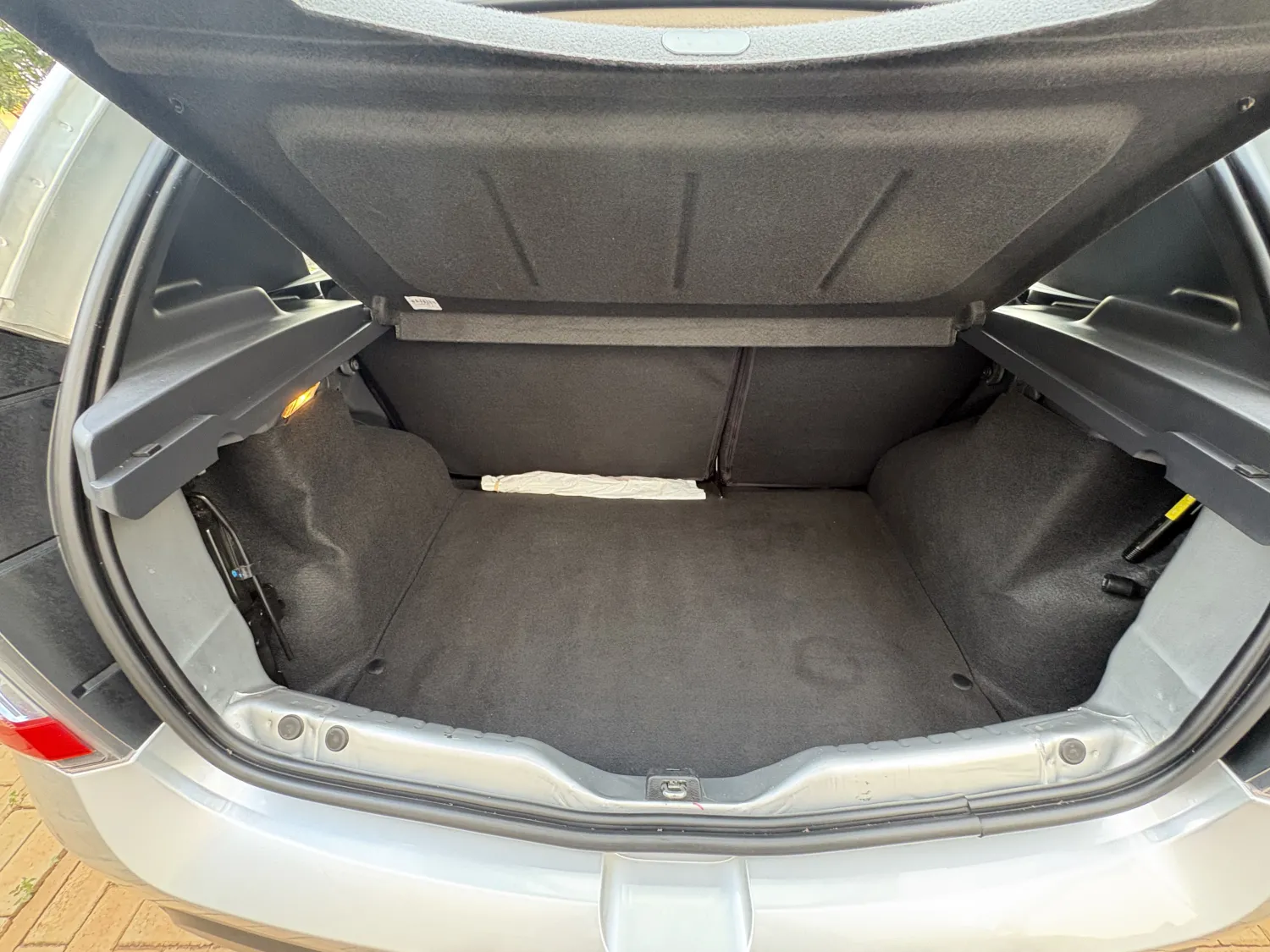 avv-renault-sandero-venda-f3e3546-imagem-025