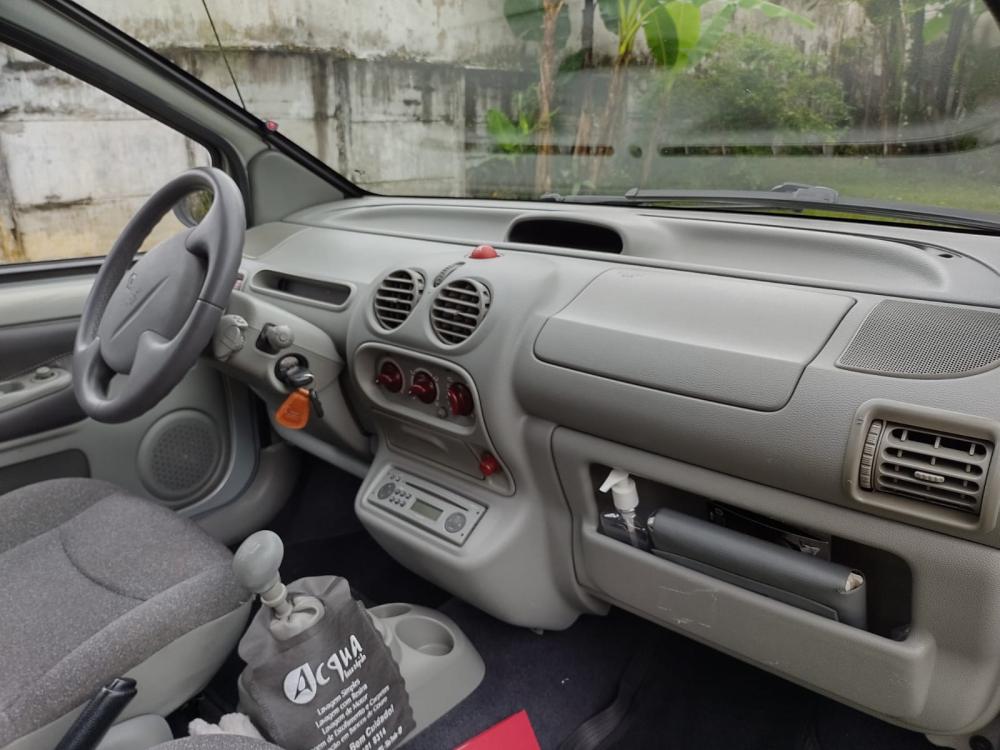 Twingo - Foto #6 do anúncio à venda de Carro clássico