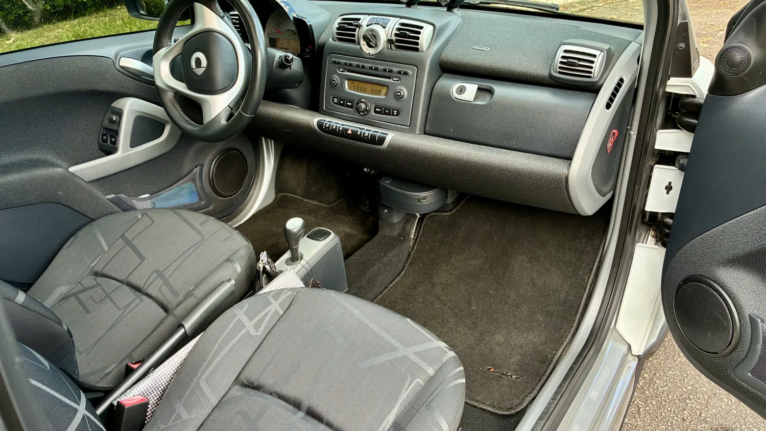 avv-smart-fortwo-venda-5dc8ec1-imagem-010