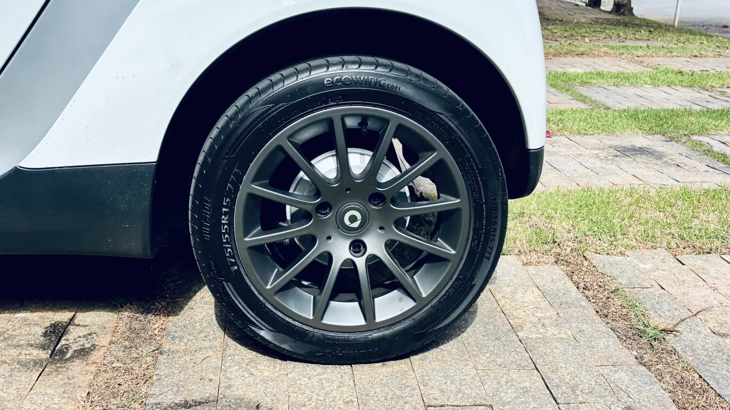 avv-smart-fortwo-venda-5dc8ec1-imagem-015