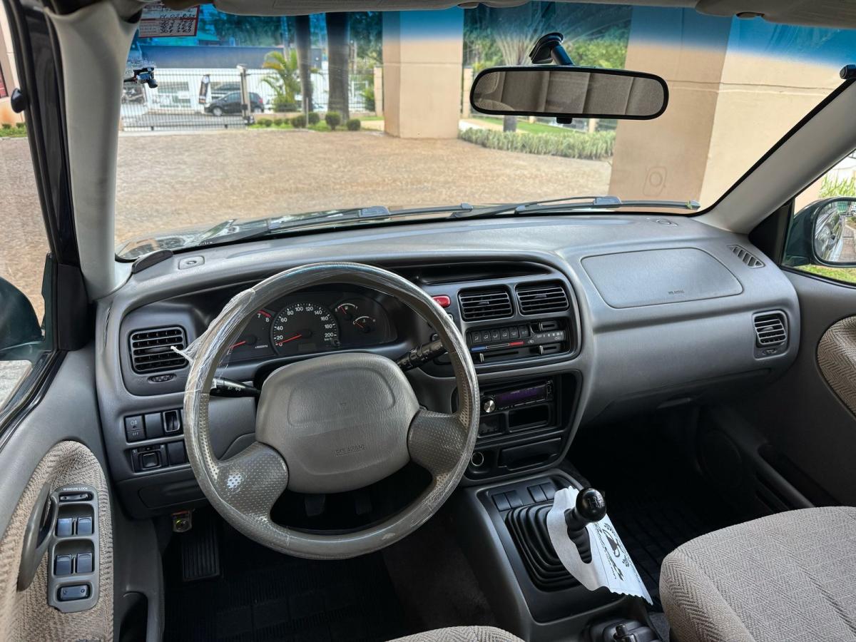 Grand Vitara - Foto #3 do anúncio à venda de Carro clássico