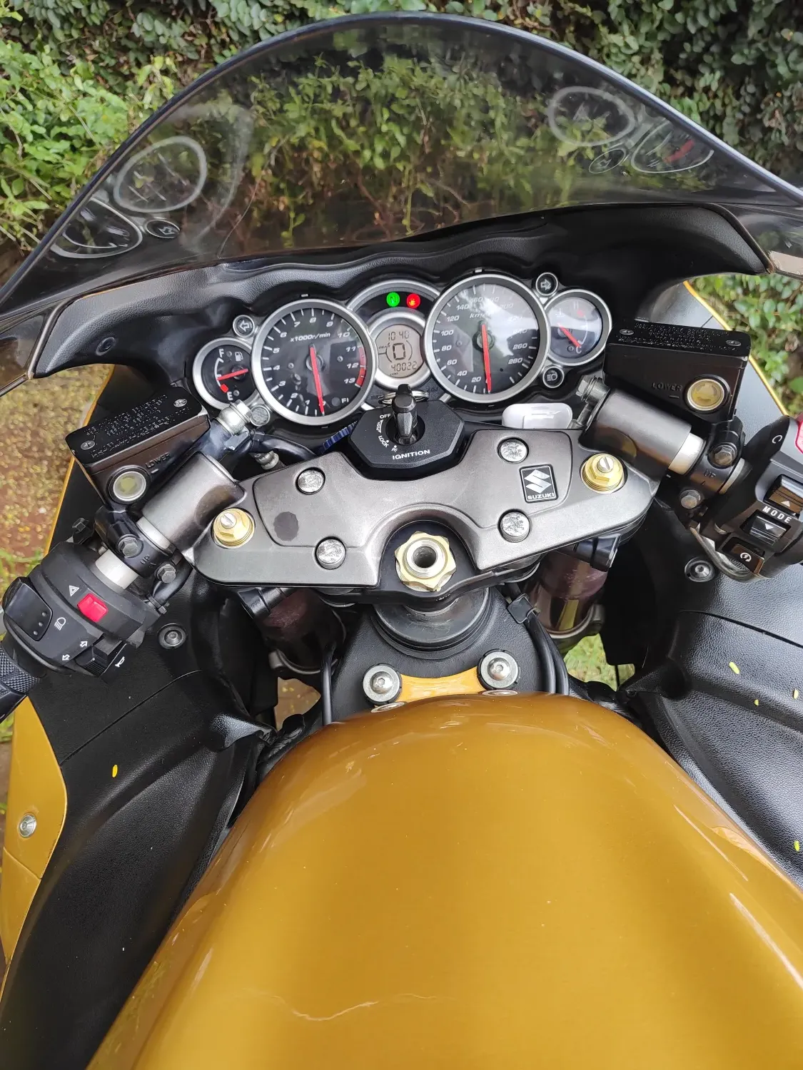 GSX 1300R Hayabusa - Foto #10 do anúncio à venda de Carro clássico