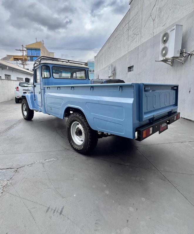 avv-toyota-bandeirante-picape-bandeirant-venda-8e1p3k5-imagem-011