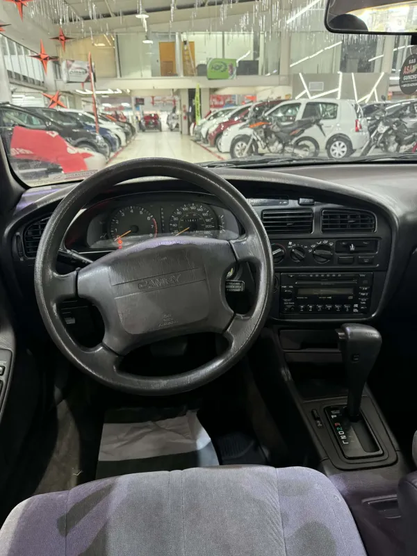 Camry - Foto #16 do anúncio à venda de Carro clássico