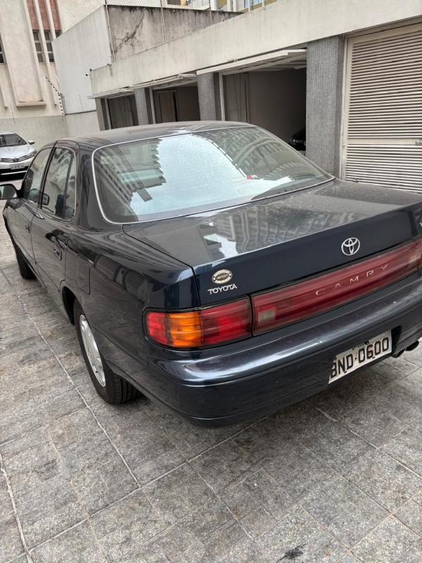 Camry - Foto #2 do anúncio à venda de Carro clássico