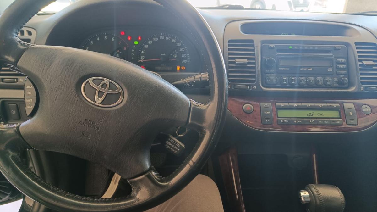 Camry - Foto #22 do anúncio à venda de Carro clássico