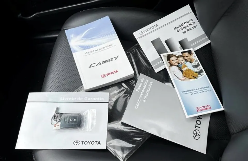 Camry - Foto #6 do anúncio à venda de Carro clássico