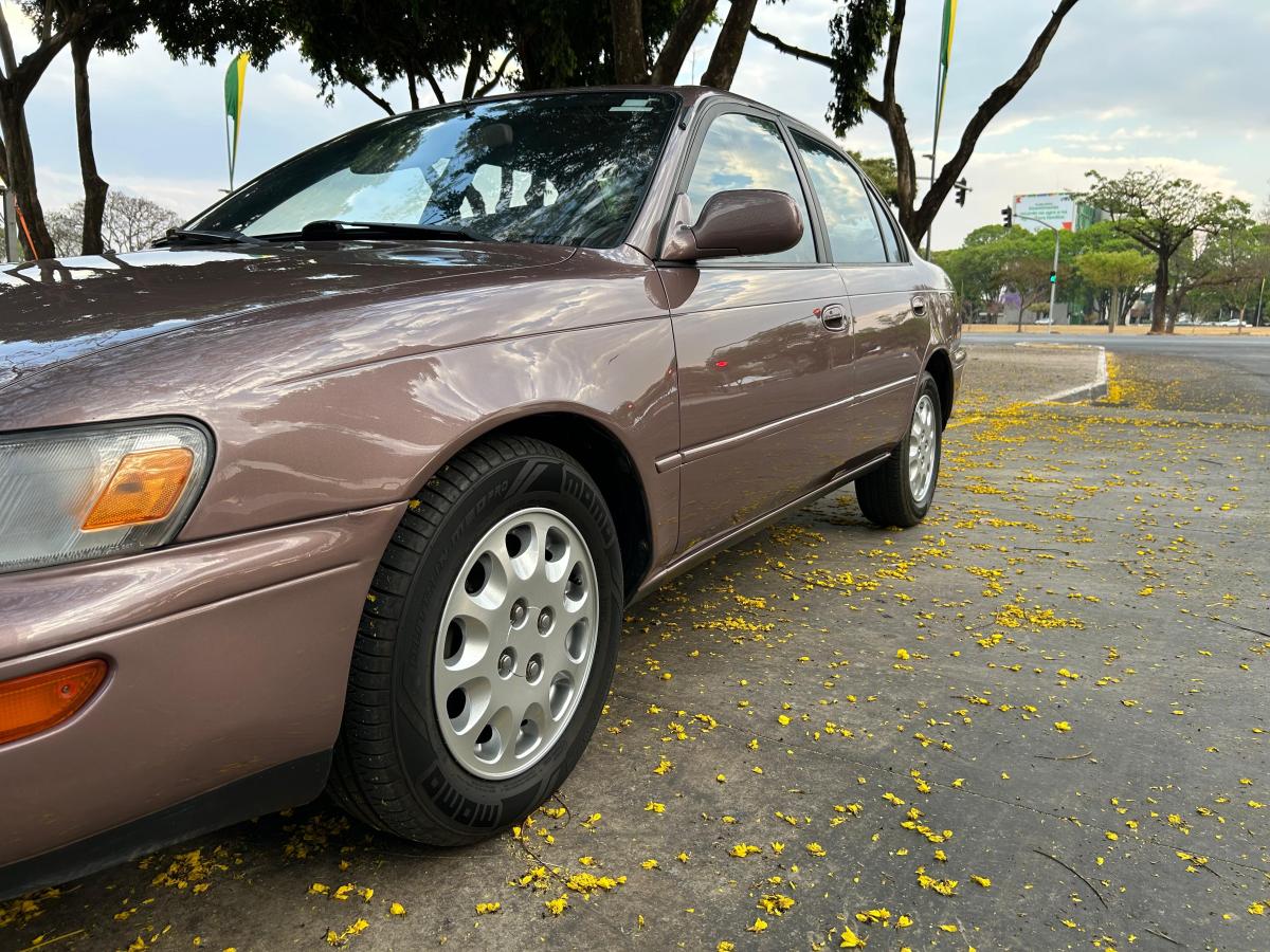 Corolla - Foto #4 do anúncio à venda de Carro clássico