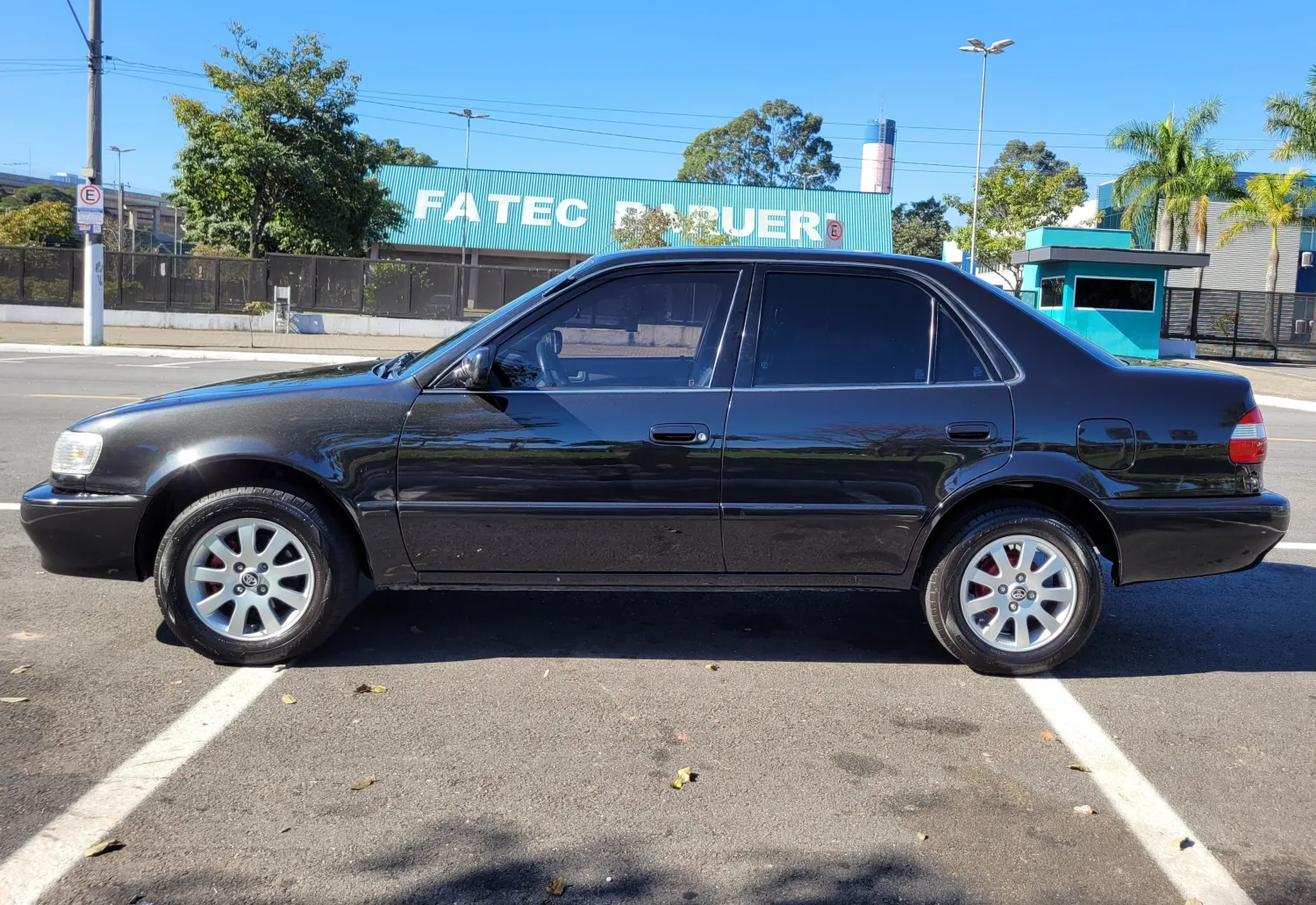 avv-toyota-corolla-venda-266a4f7-imagem-004