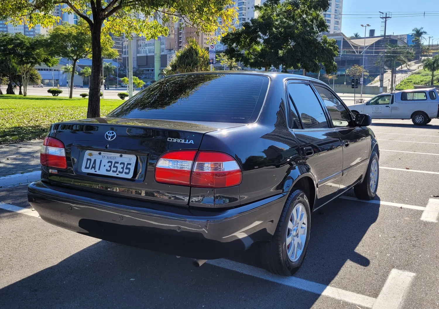 avv-toyota-corolla-venda-266a4f7-imagem-006
