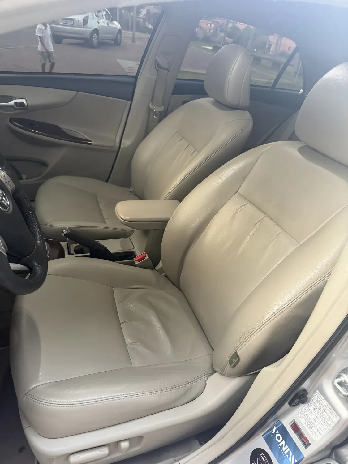 avv-toyota-corolla-venda-94df49f-imagem-009