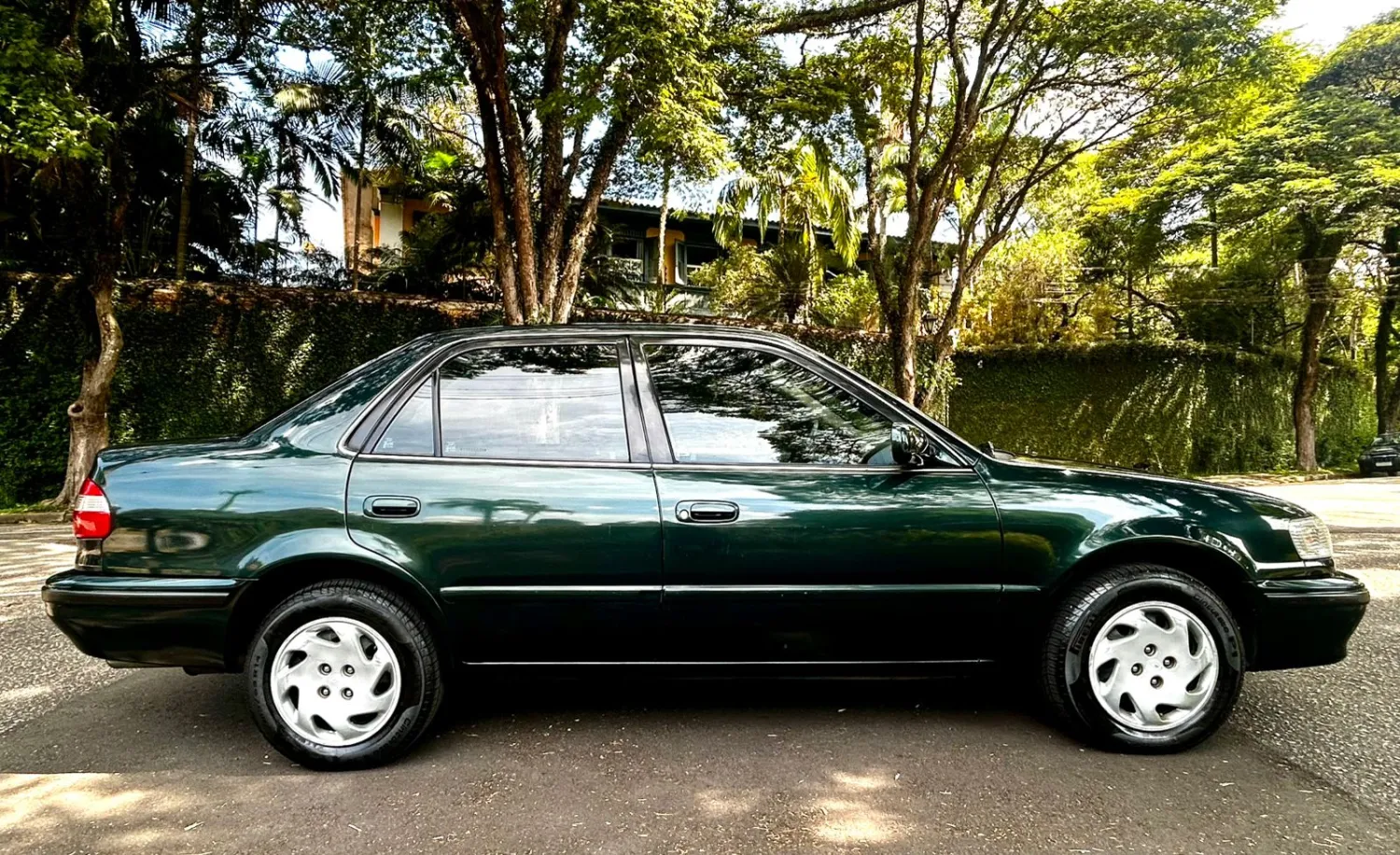 Corolla - Foto #8 do anúncio à venda de Carro clássico
