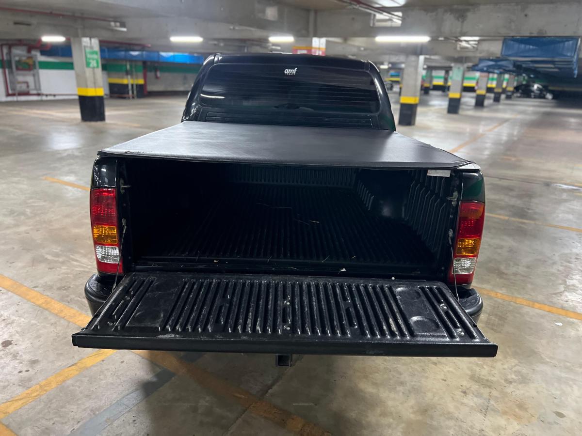 Hilux - Foto #3 do anúncio à venda de Carro clássico