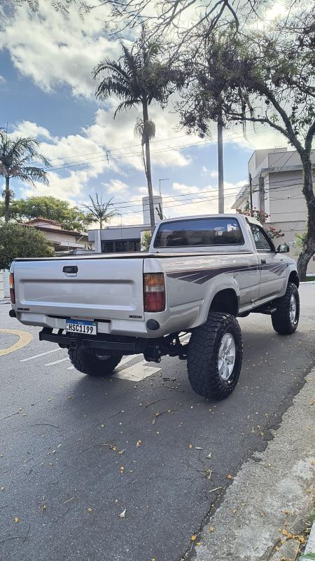 Hilux - Foto #8 do anúncio à venda de Carro clássico