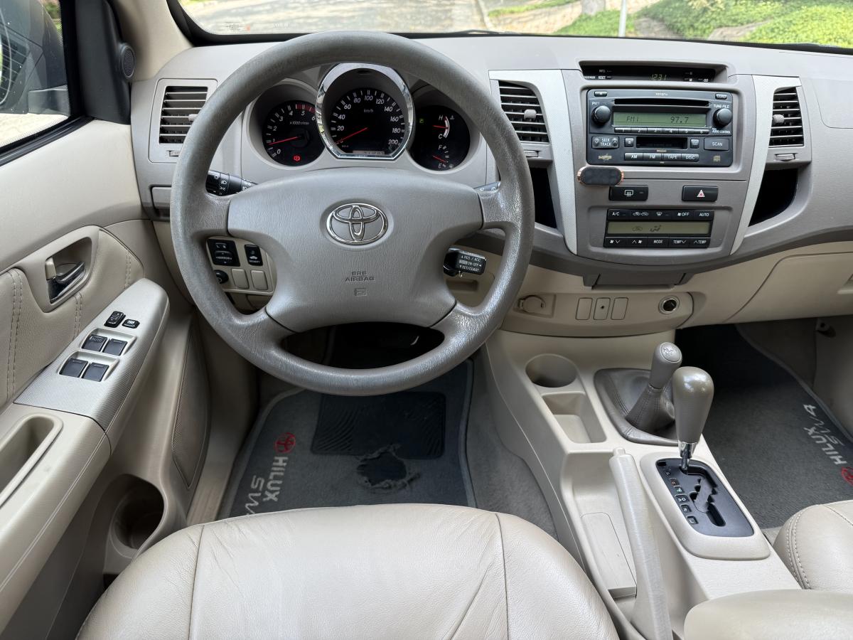 Hilux SW4 - Foto #9 do anúncio à venda de Carro clássico