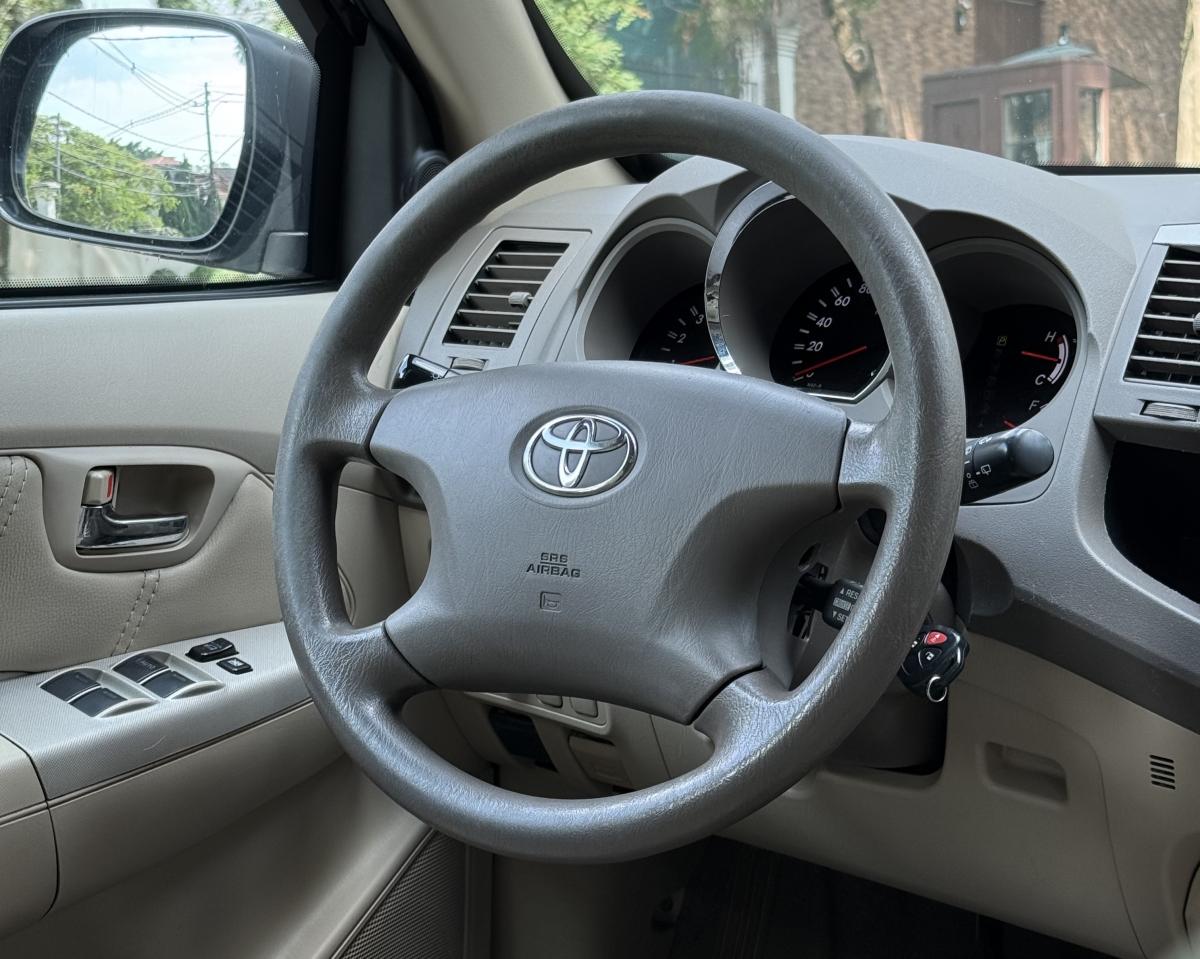 Hilux SW4 - Foto #10 do anúncio à venda de Carro clássico
