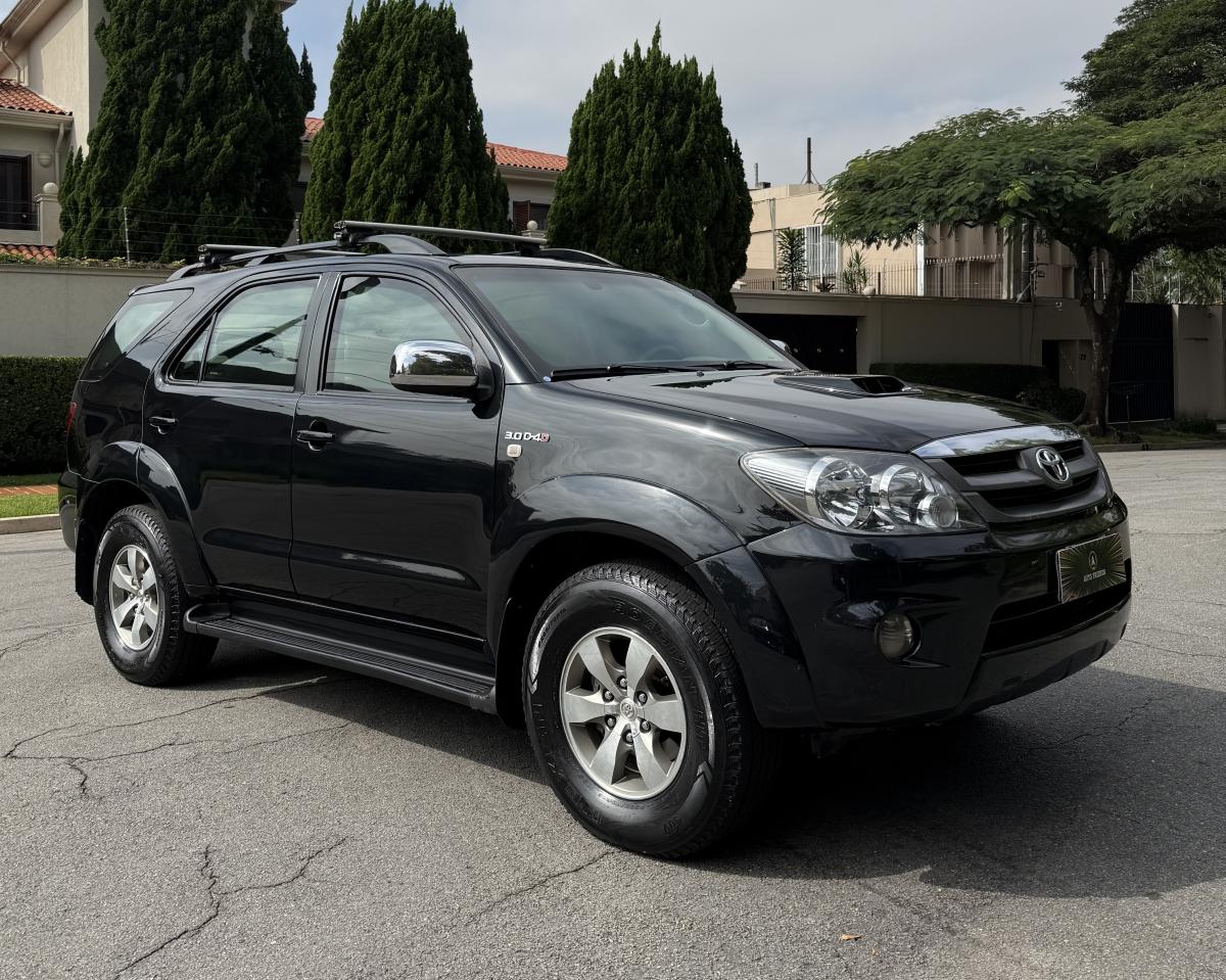 Hilux SW4 - Foto #14 do anúncio à venda de Carro clássico