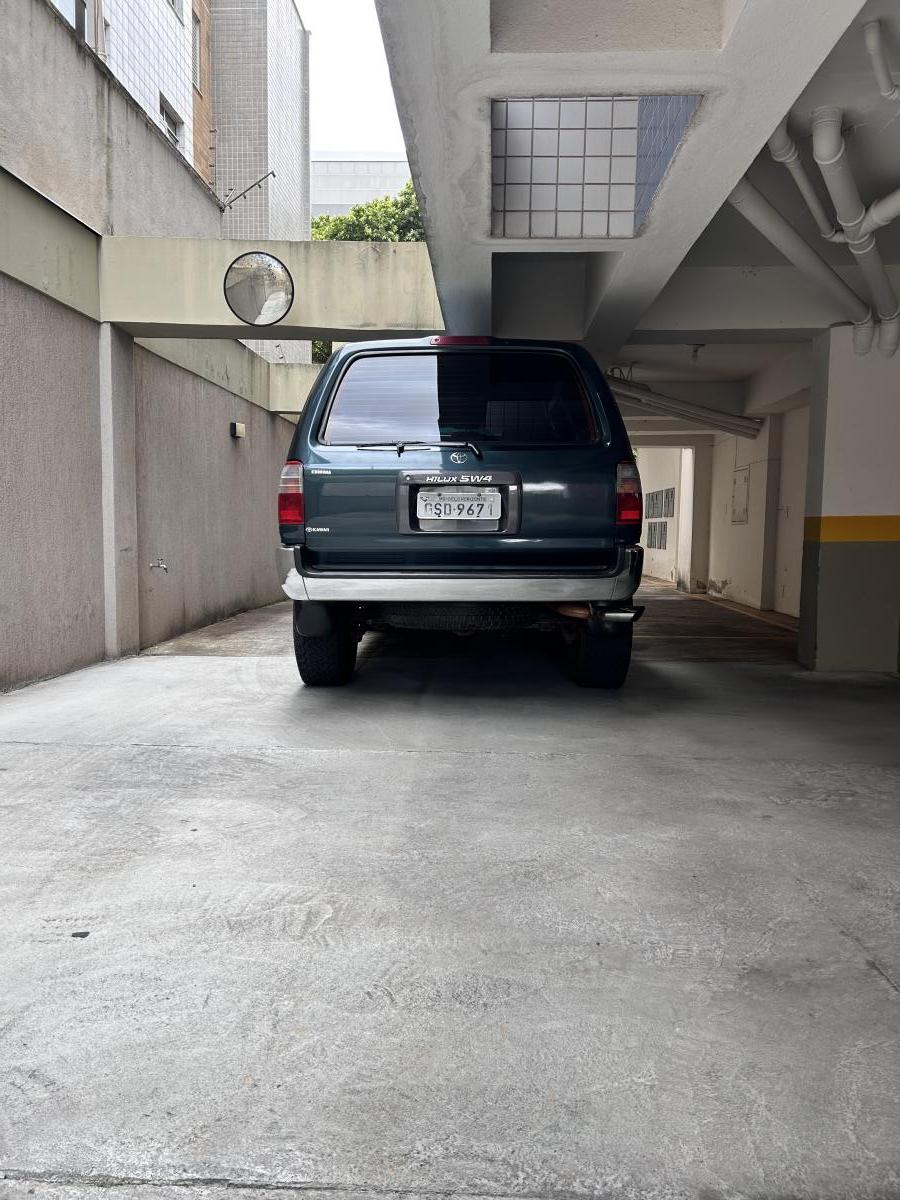Hilux SW4 - Foto #6 do anúncio à venda de Carro clássico
