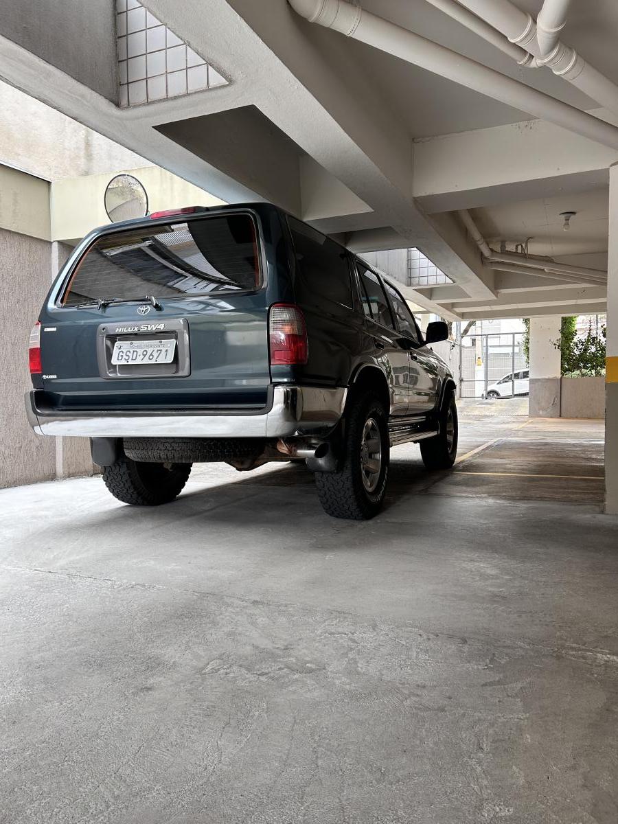 Hilux SW4 - Foto #21 do anúncio à venda de Carro clássico