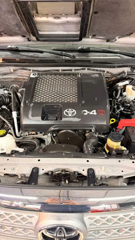 avv-toyota-hilux-sw4-venda-1d7fe2e-imagem-017