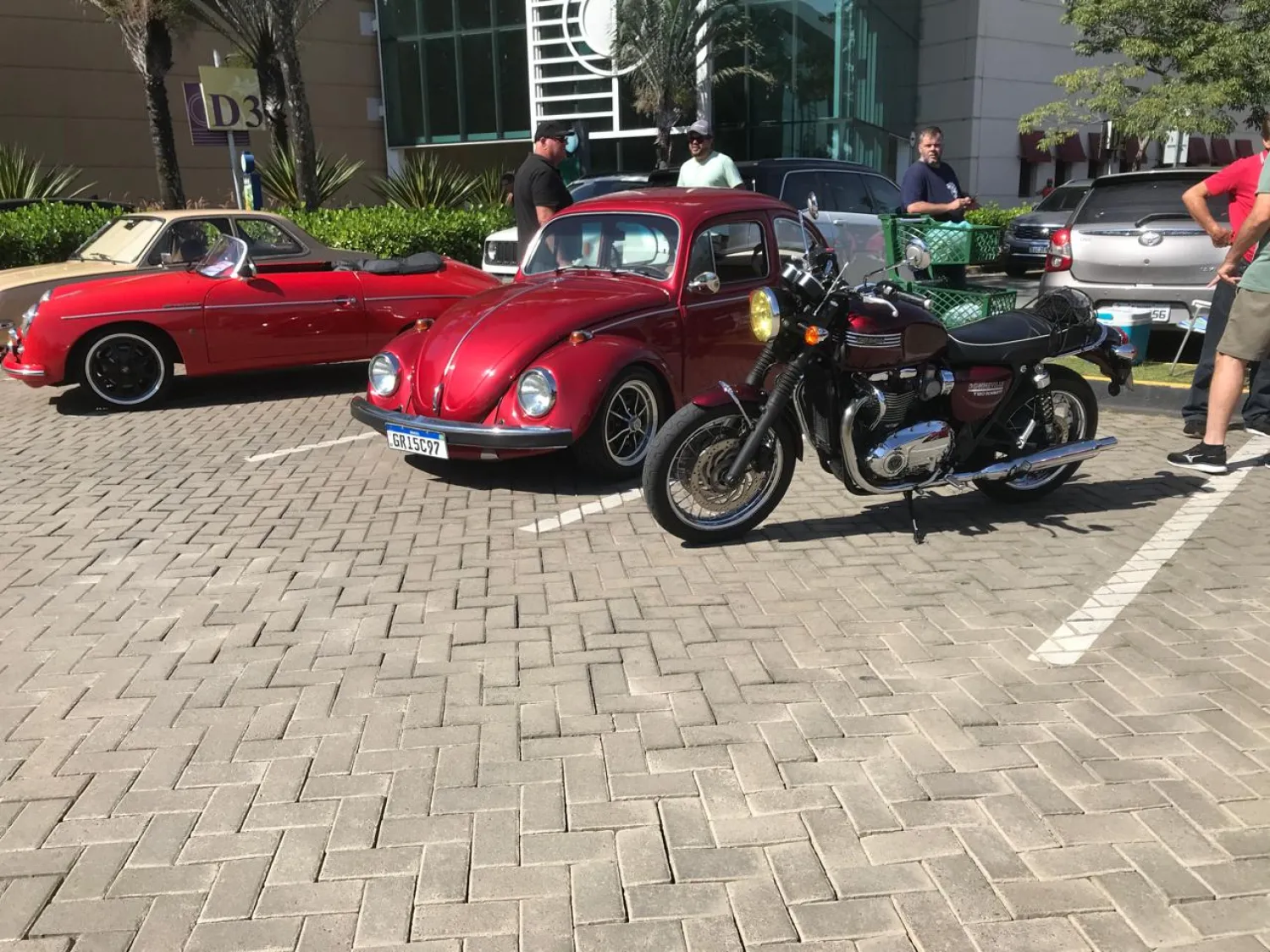 Bonneville - Foto #2 do anúncio à venda de Carro clássico