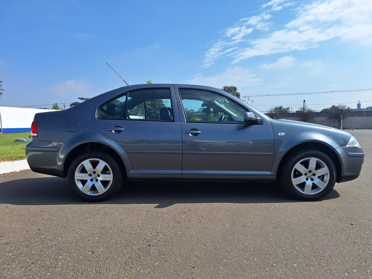 avv-volkswagen-bora-2-0-automatico-venda-pjjd9wc-imagem-018