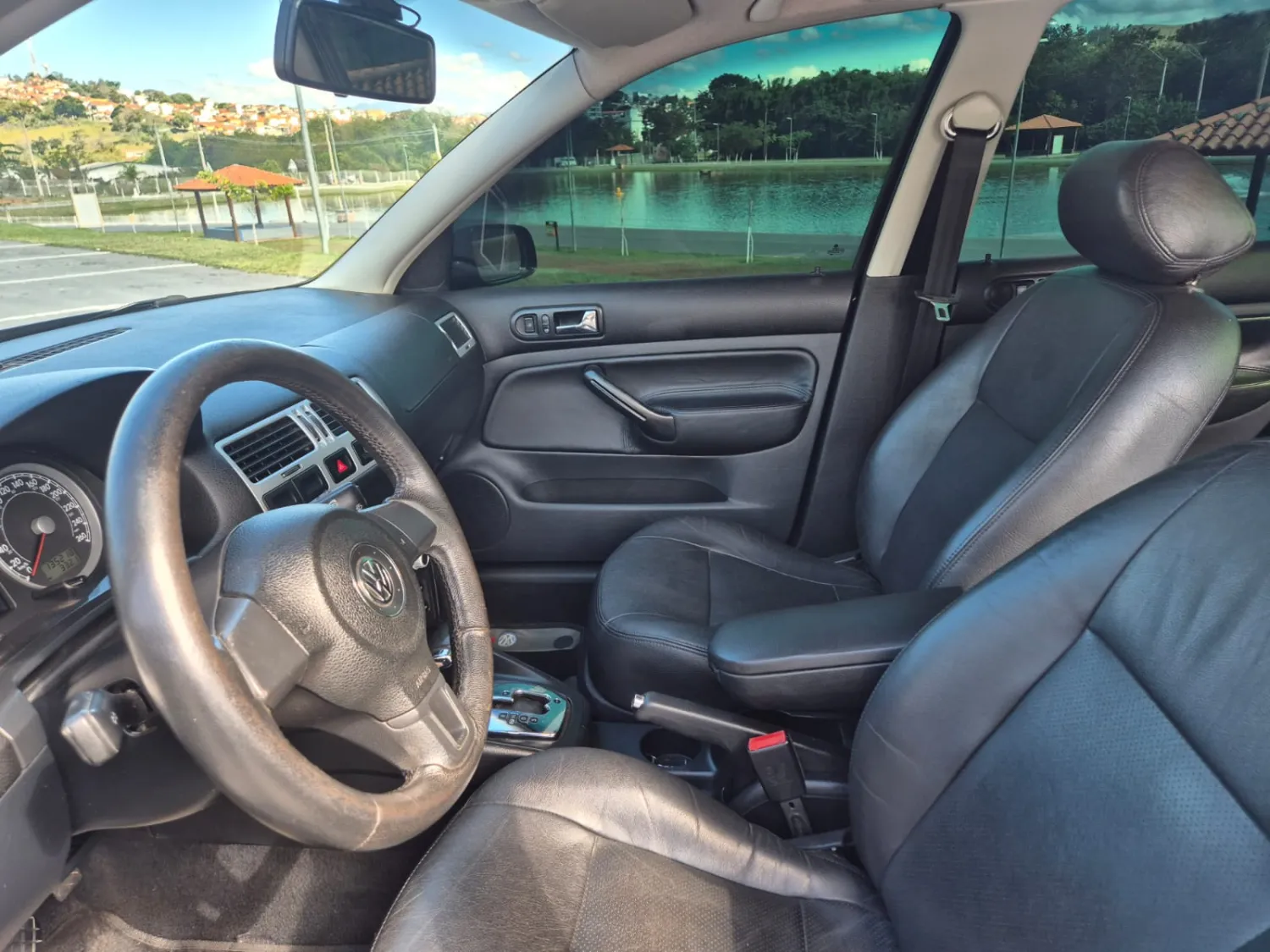 avv-volkswagen-bora-venda-e7a1063-imagem-014