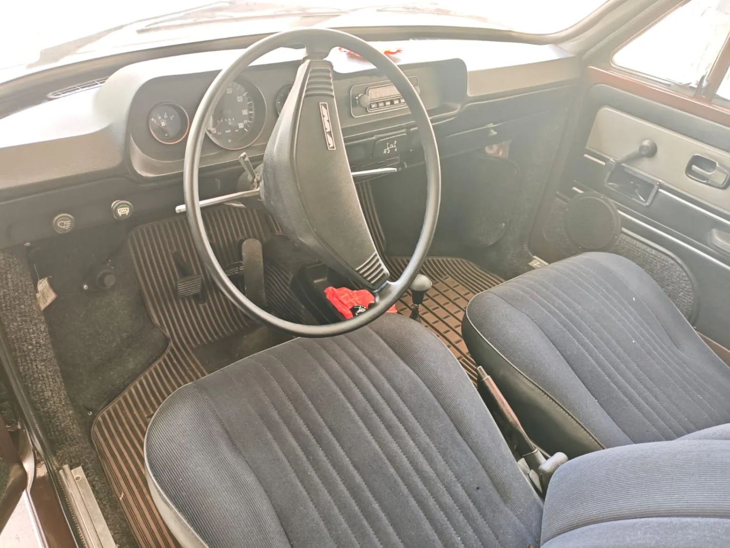 avv-volkswagen-brasilia-venda-a091833-imagem-006