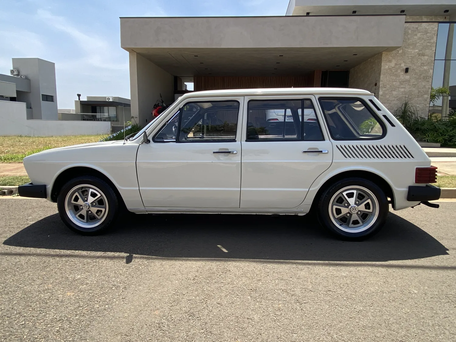 Brasília - Foto #3 do anúncio à venda de Carro clássico