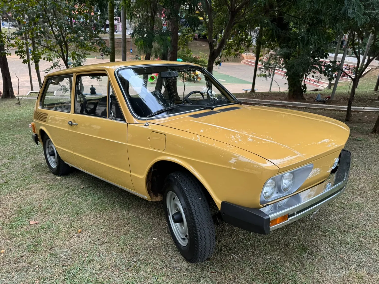 avv-volkswagen-brasilia-venda-fa1a66e-imagem-002