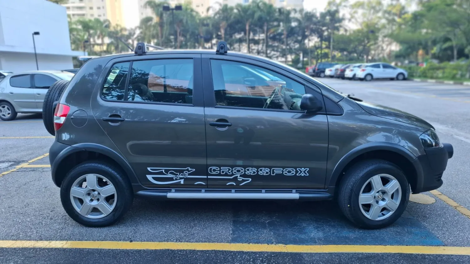 Crossfox - Foto #6 do anúncio à venda de Carro clássico