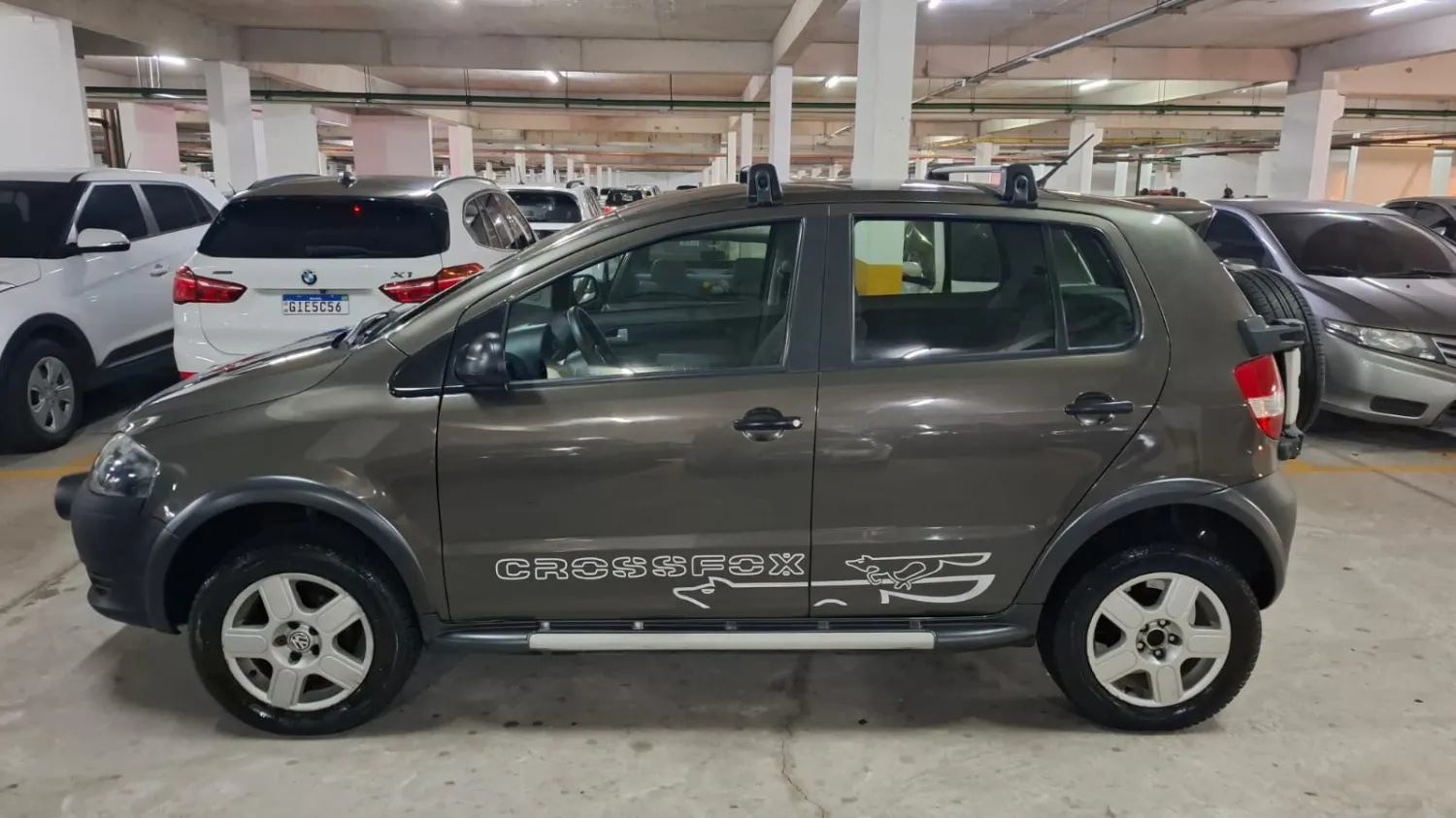 Crossfox - Foto #12 do anúncio à venda de Carro clássico