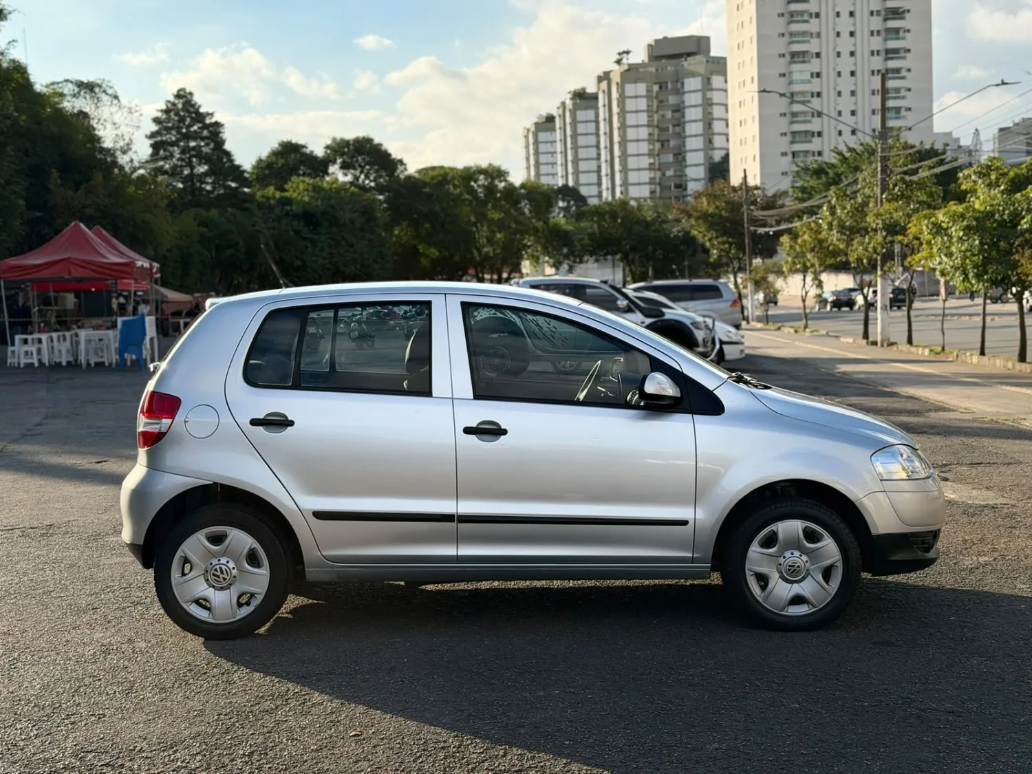 avv-volkswagen-fox-1-0-plus-completo-venda-jn8cttg-imagem-008