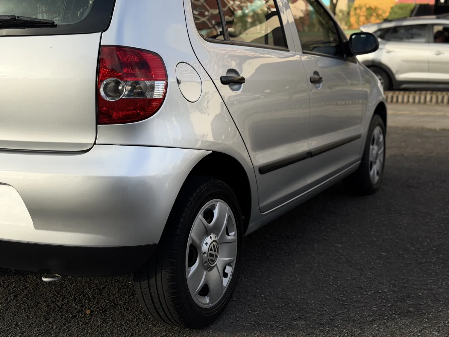 avv-volkswagen-fox-1-0-plus-completo-venda-jn8cttg-imagem-011