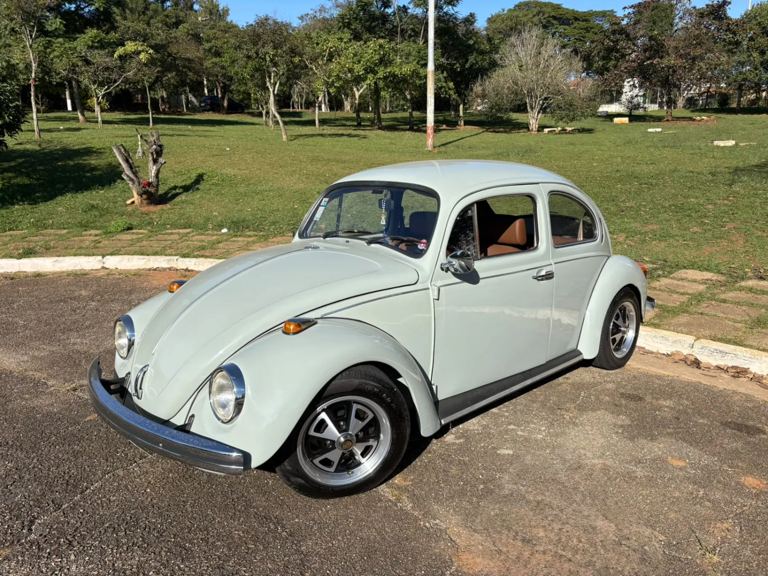 Fusca - Foto #2 do anúncio à venda de Carro clássico