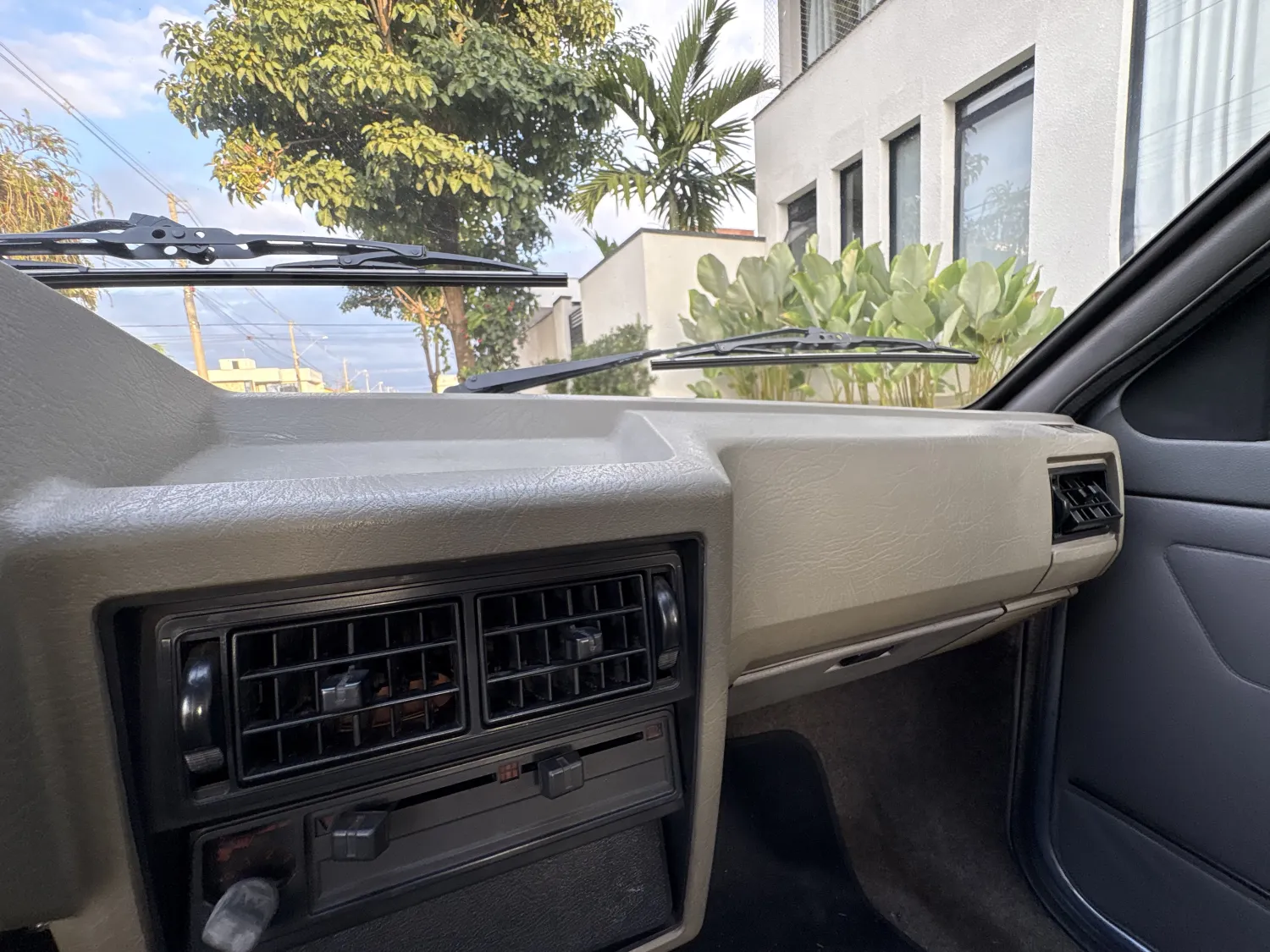 avv-volkswagen-gol-venda-20d2a39-imagem-016